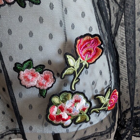Black Sheer Embroidered Floral Mesh Top Long Sleeves Size Medium Whimsigoth - Picture 4 of 7
